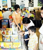 Thị trường băng đĩa cuối năm: Thật giả khó lường